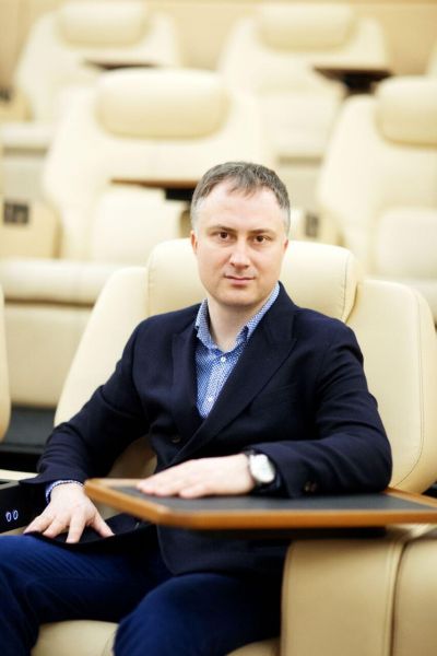 Фото спикера: Анатолий Черников